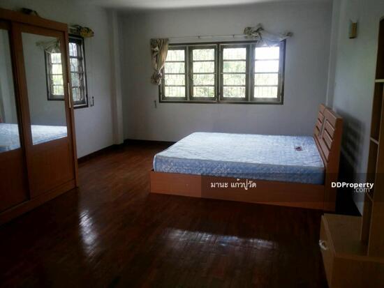 ให้เช่า บ้านเดี่ยว2ชั้น 100ตรว. อยู่ถนนนวมินทร์ ทะลุออกประเสริฐมนูกิจซอย13ได้. ใกล้ตลาดปัฐวิกรณ์ ให้เช่า27,000/เดือน